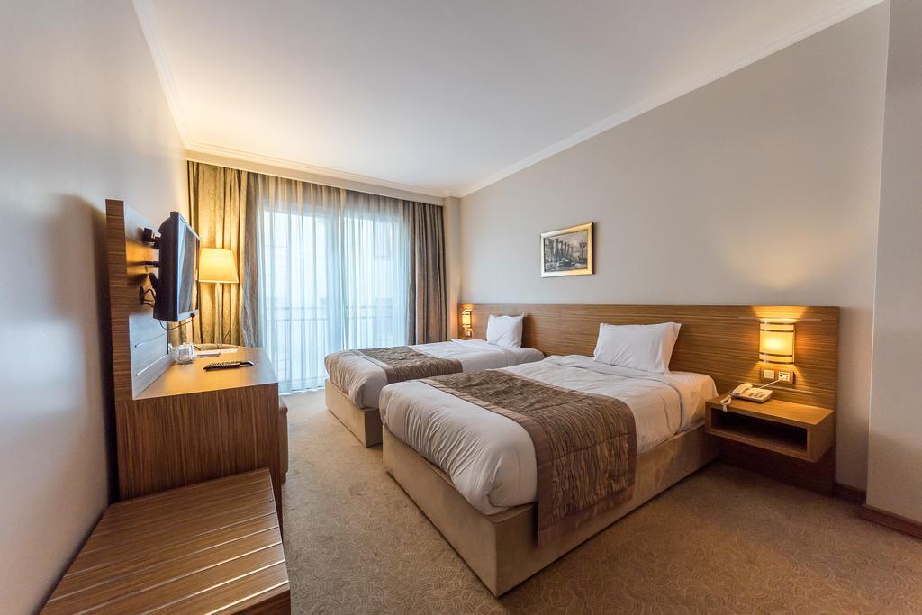 Hotel Almina Park Duzce Ngoại thất bức ảnh